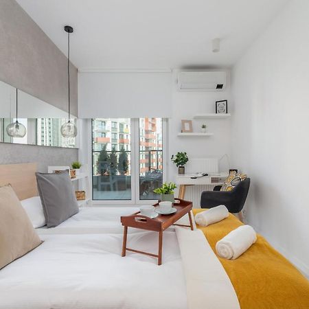 City Centre & Modern Quiet Apartment With Parking By Renters Prestige Krakau Exterior foto